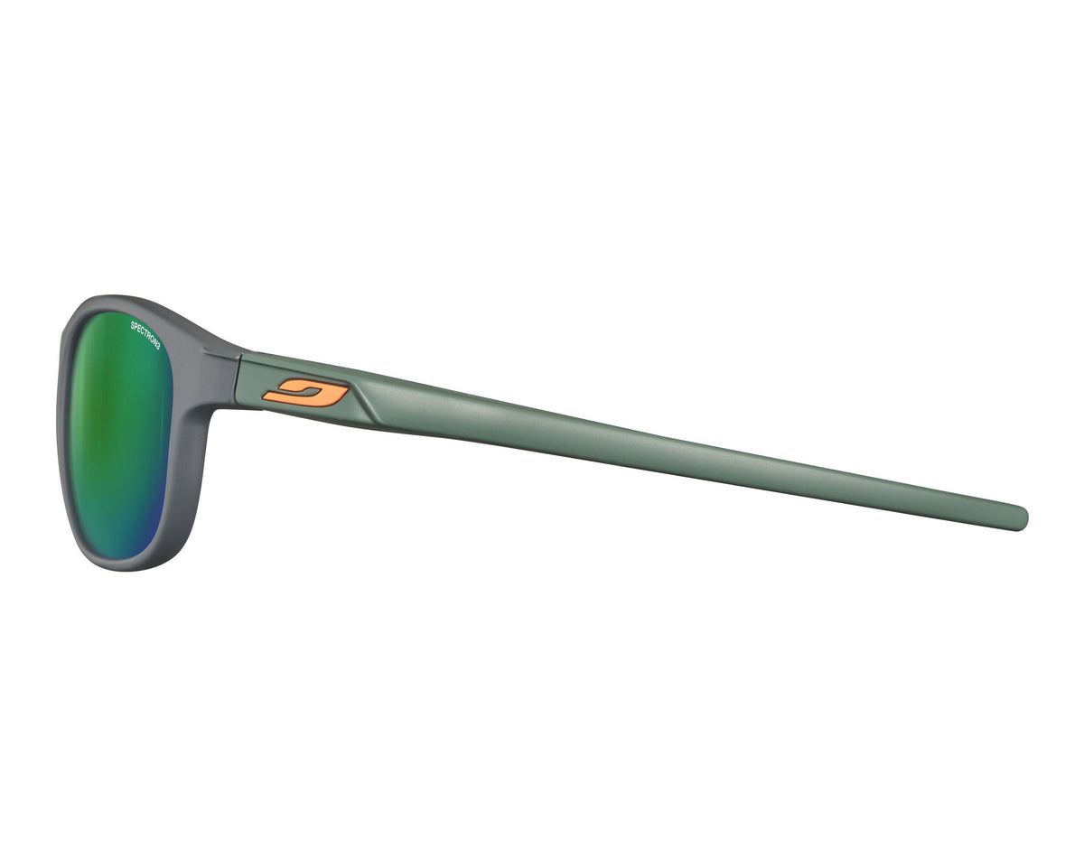 Gray / Green